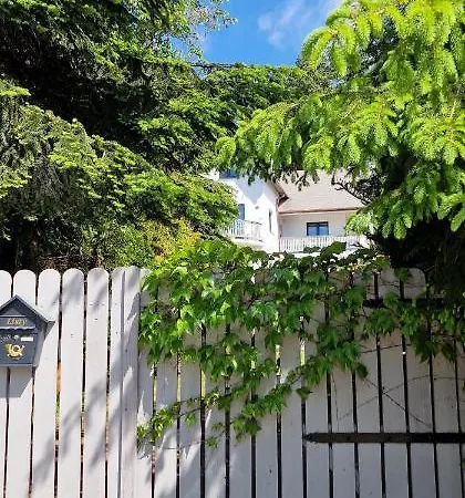 Holiday home Dom Na Skarpie